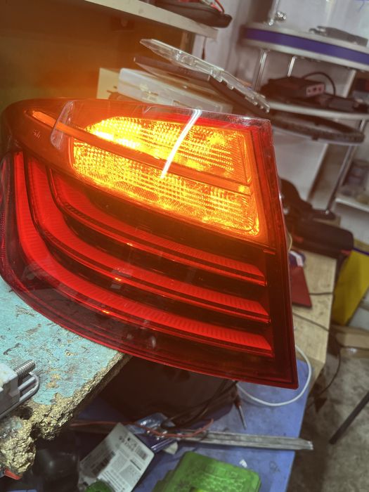 стоп лівий bmw f10