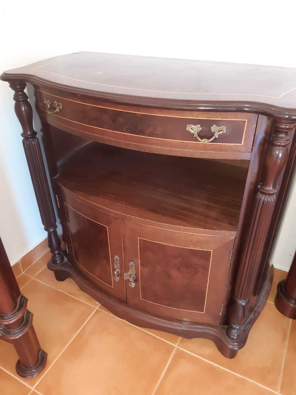 Mesa / Bar Vintage