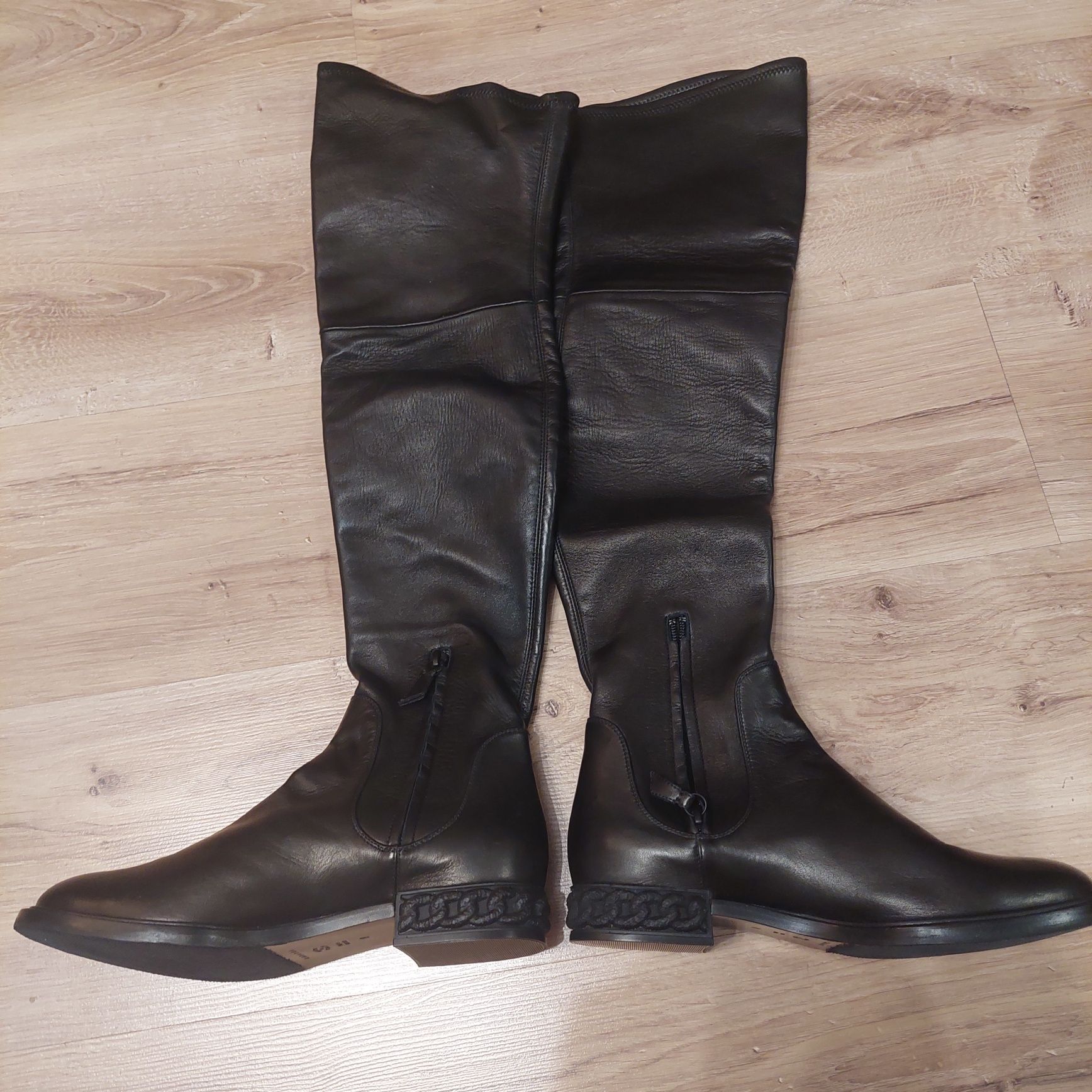 Kozaki CASADEI nowe