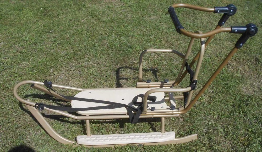 Sanki PICCOLINO dziecięce , metal , plastik, z popychaczem