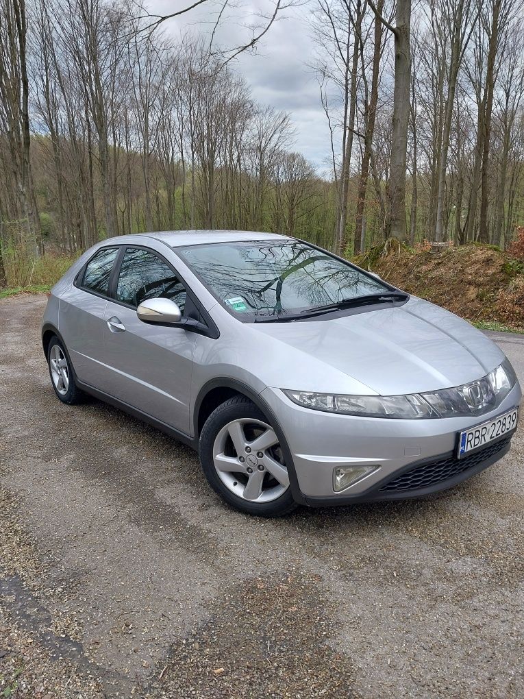 Honda civic 1.8 benzyna gaz