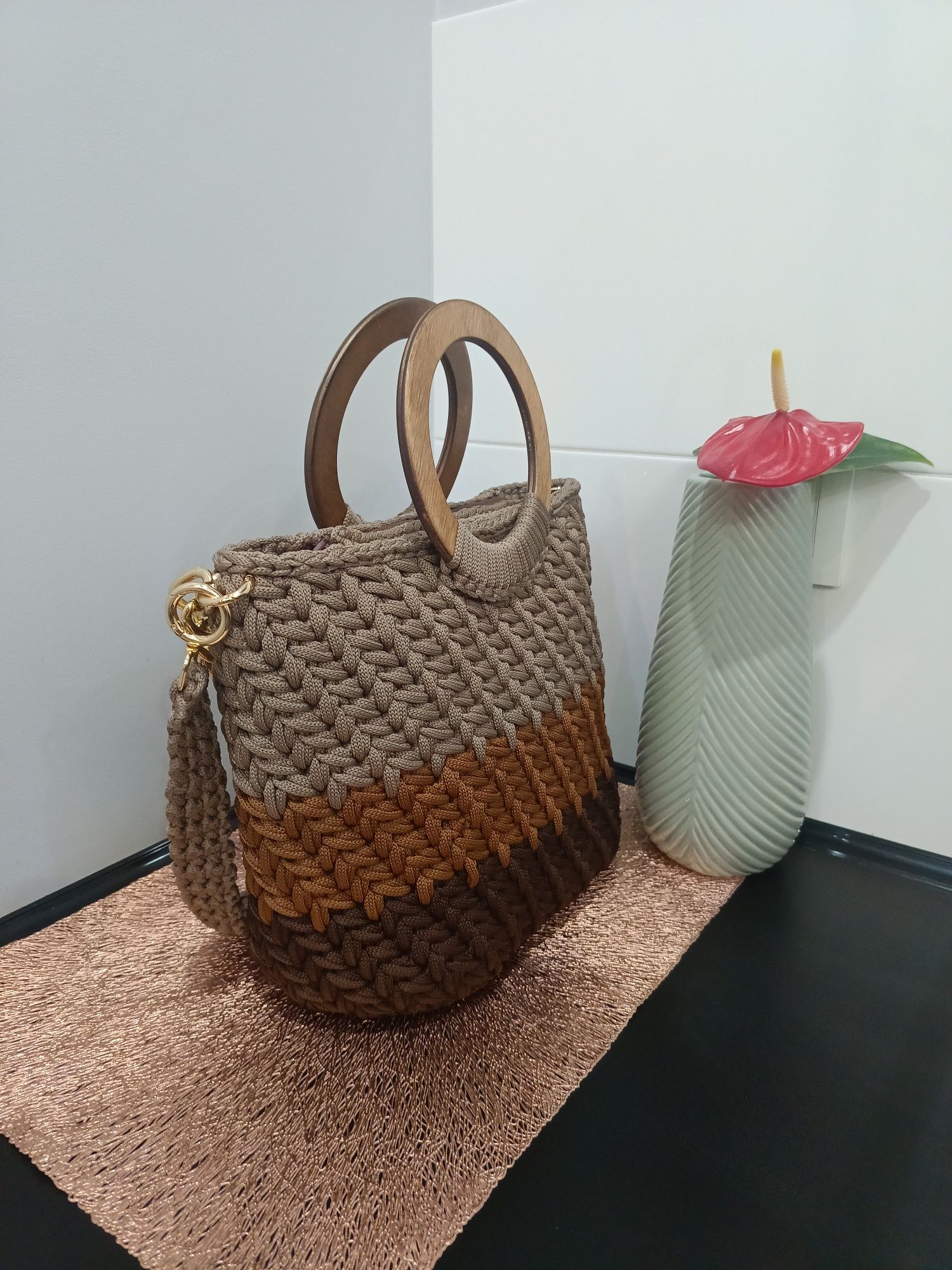Torebka Handmade typu koszyk