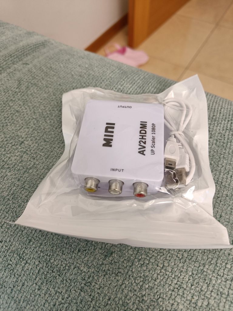 Adaptador com saída HDMI