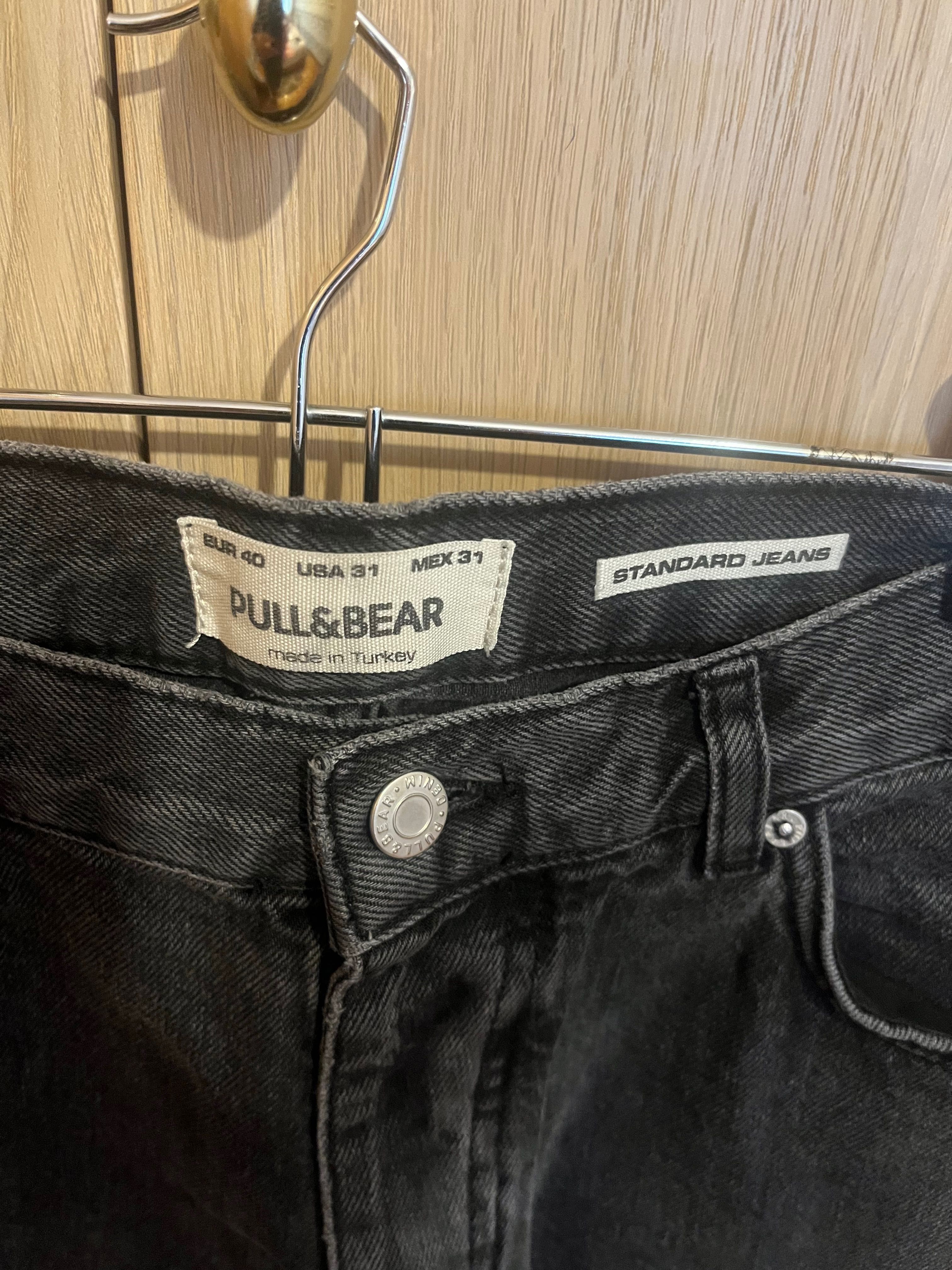Vendo calça de ganga 2 peças (1 nova +1 usado com muito bom estado)