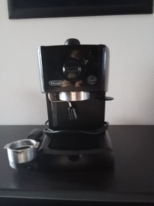 Máquina de café em bom estado