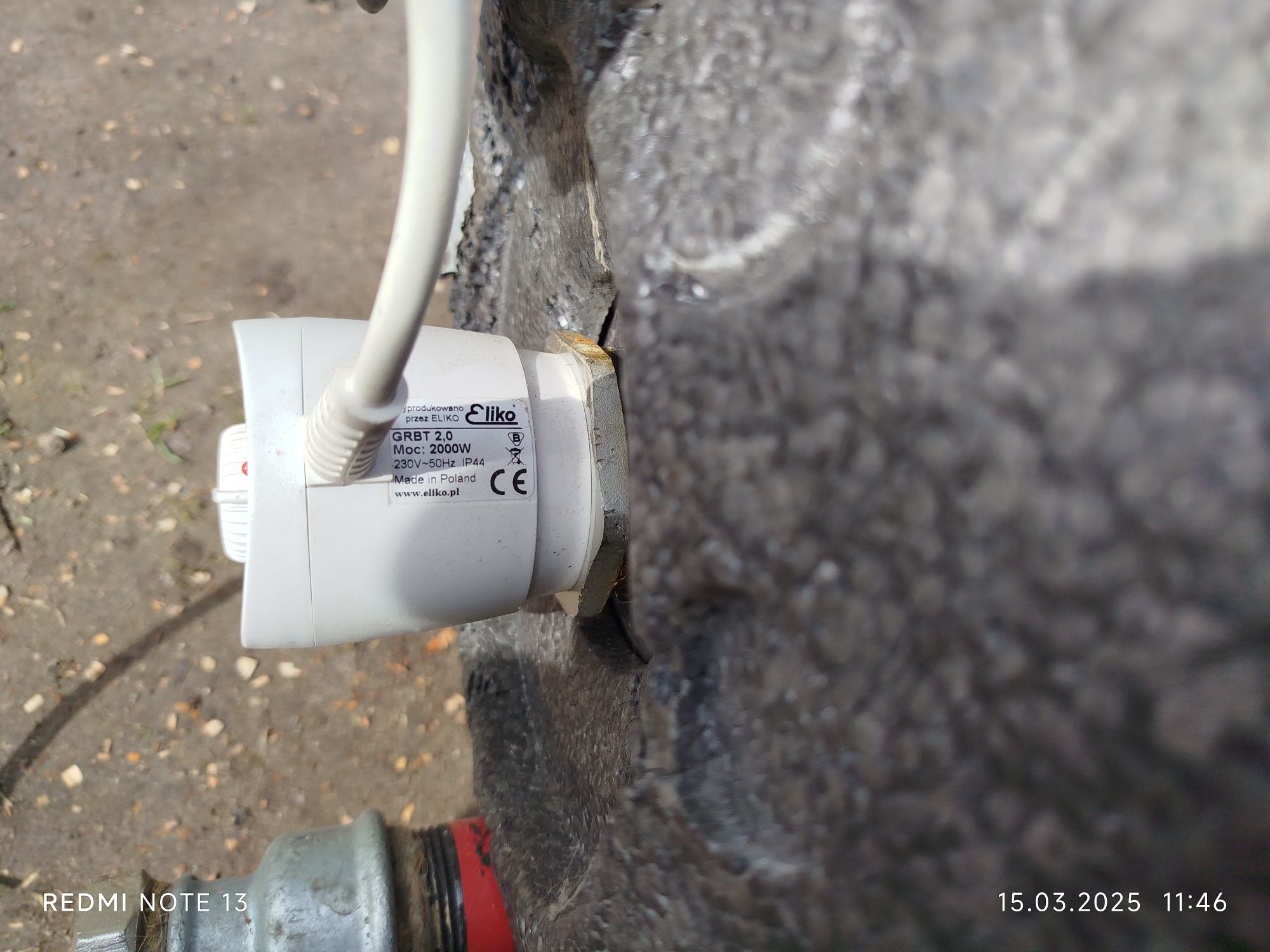 Bojler 80 litrów z grzałką elektryczną.