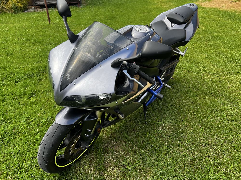 Yamaha R1 RN12 2004