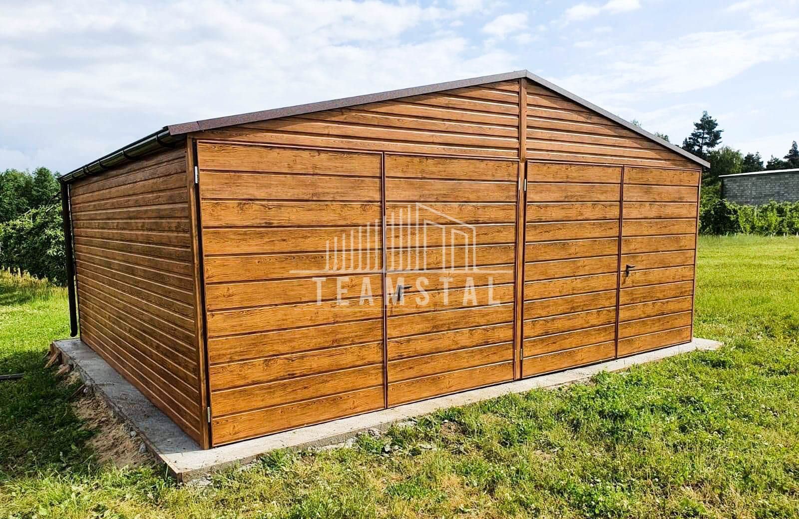 GARAŻ BLASZANY 6m x 5m - dwuspad Brama - jasny orzech TS220 6x5