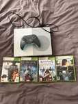 Xbox one S з іграми і джойстиком