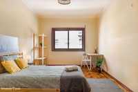 525550 - Quarto com cama de casal em apartamento com 5 quartos