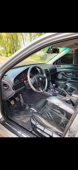 Продам BMW E 39 2.5