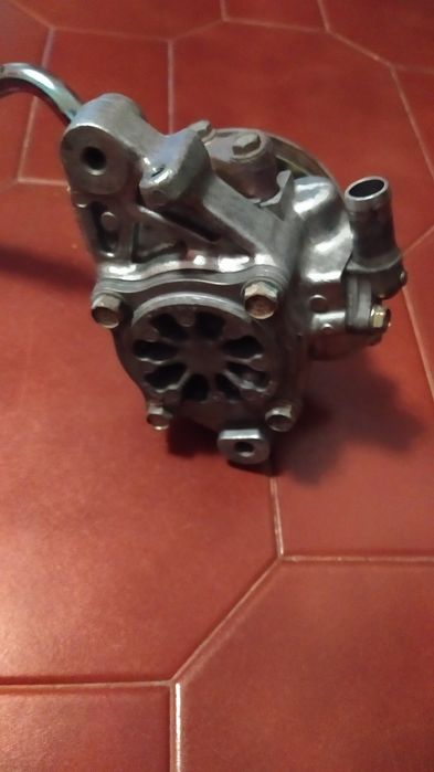 Honda Civic bomba direcção