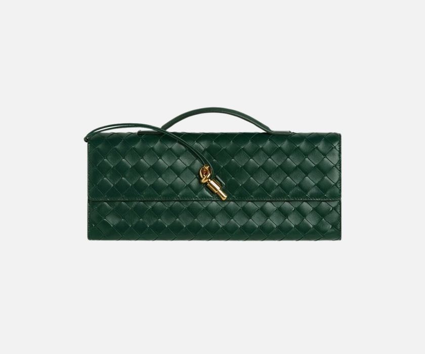 BOTTEGA VENETA
Long Andiamo Clutch