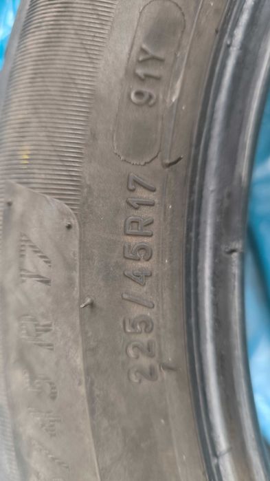 Opony Michelin 225x45x17 używane