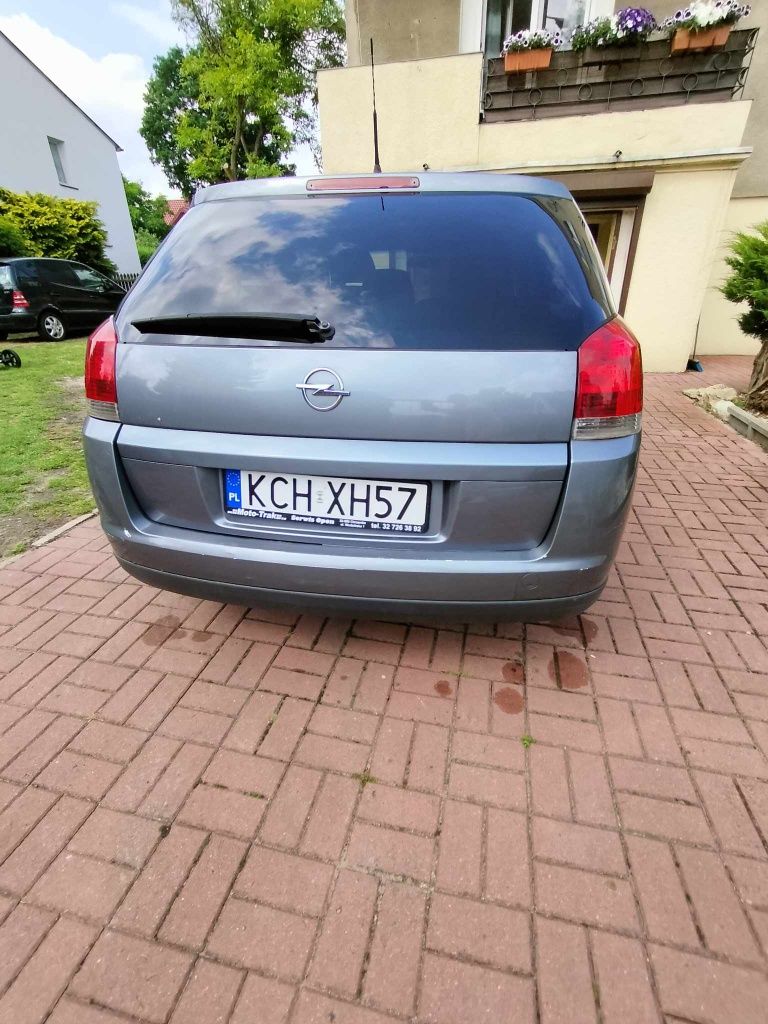 Opel Signum 1.9CDTI 150 KM