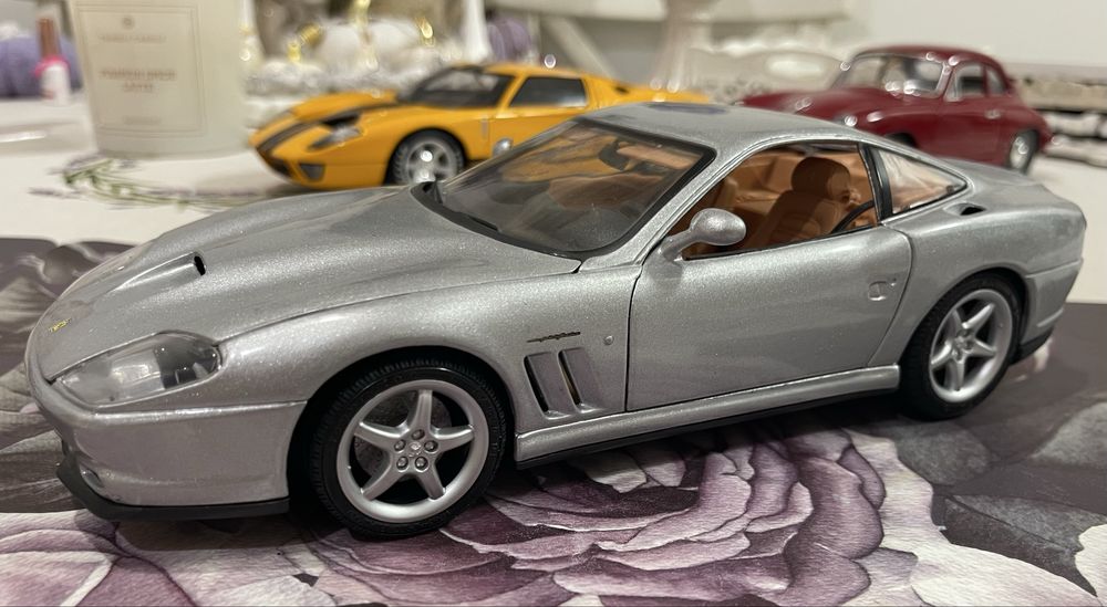 Model 1/18 Ferrari 550
