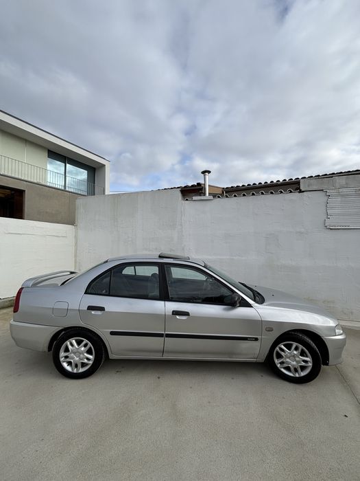 Mitsubishi Lancer 1.3 GLX (1999) – Gasolina + GPL - Económico e Fiável