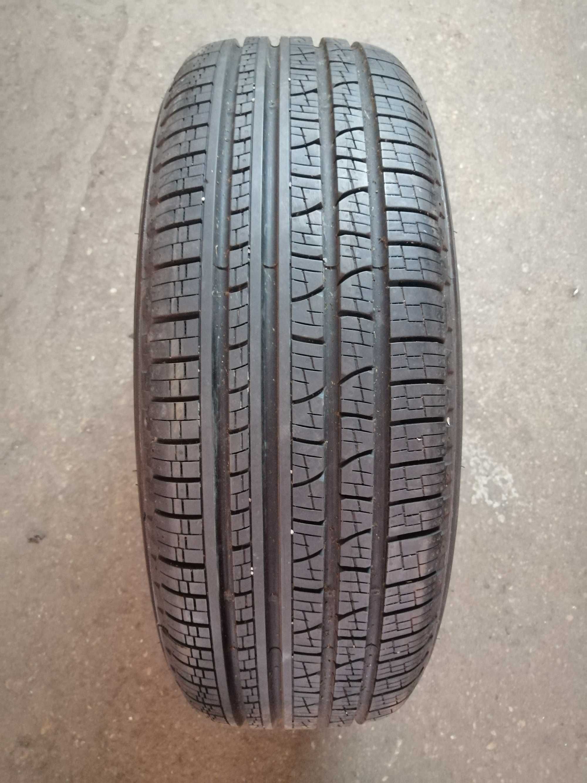 1 sztuka 215 /65 /17 całoroczna Pirelli