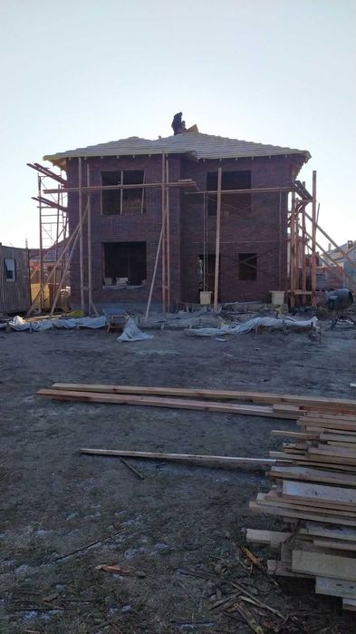 Будівельники. Будинки, гаражі, тераси, бомбосховища