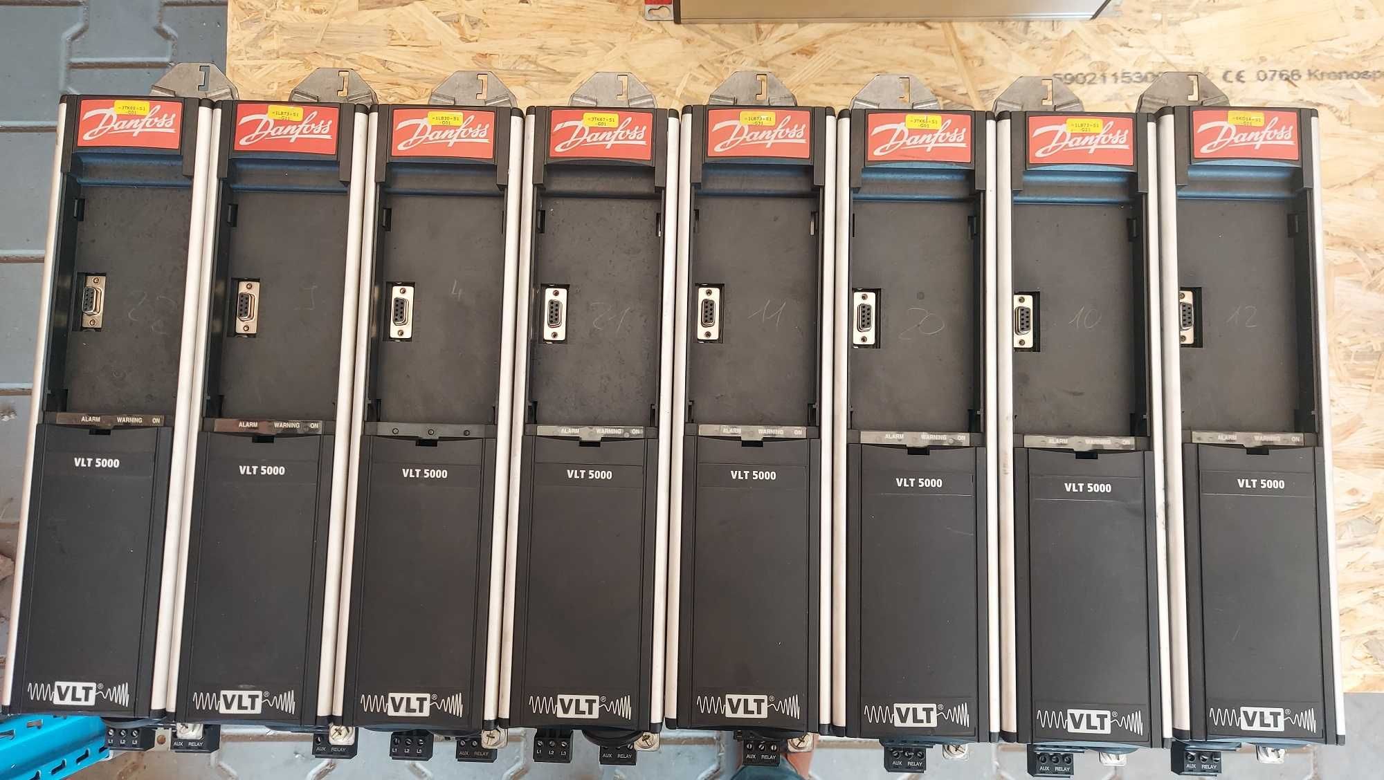 DANFOSS falowniki 24 sztuki VLT500 1.7kWA, 2.1kWA, 3.1kWA, 4.3kWA