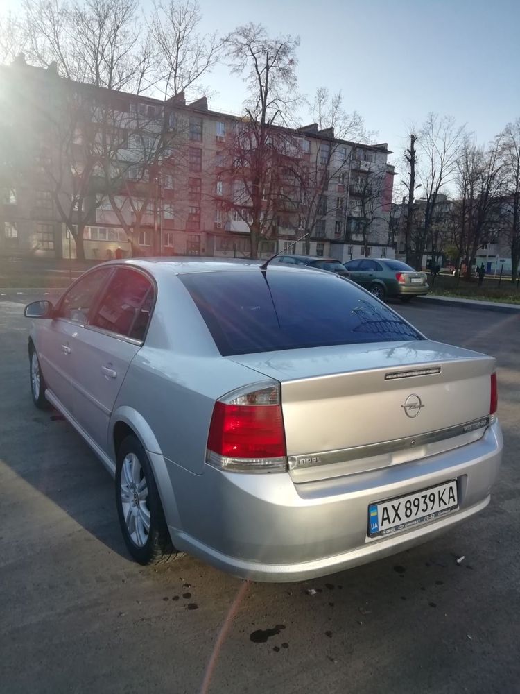 Opel Vectra 2.2 газ/бензин автомат кожа