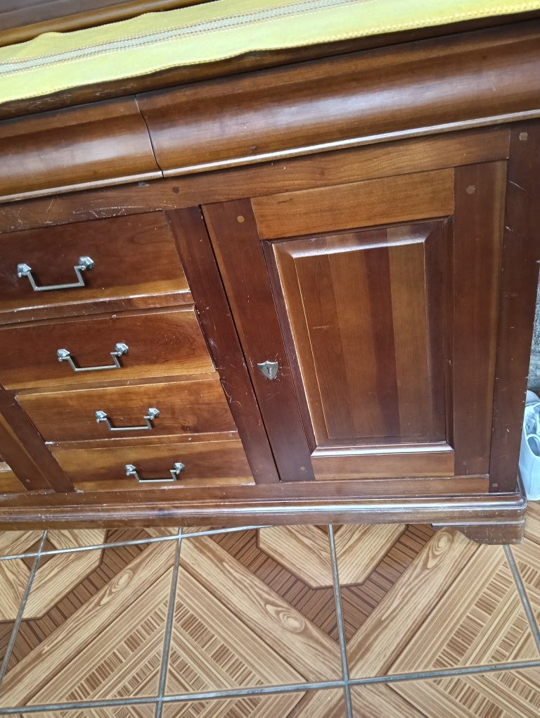 Móvel de arrumação com espelho grande madeira