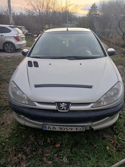 Продам пежо206 автомат