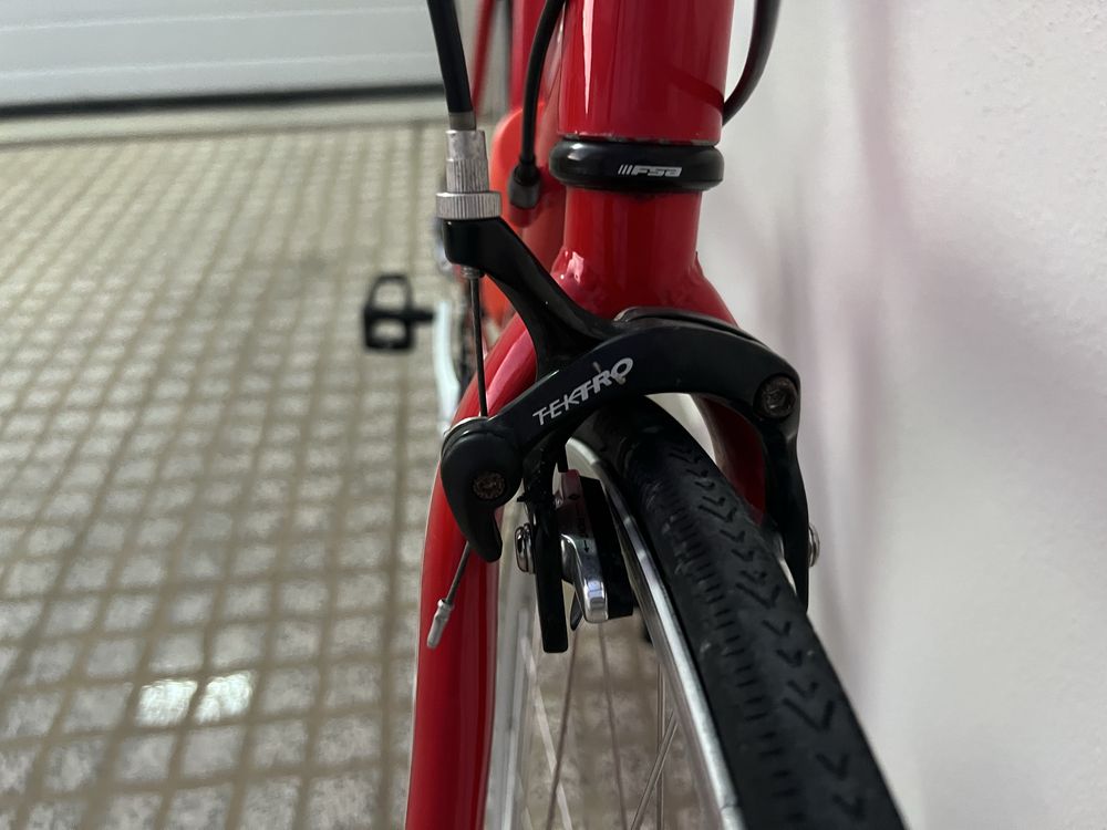 Bicicleta de Estrada Berg Fuego 7.3 – Excelente Estado