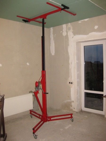 Оренда підйомника для гіпсокартона
