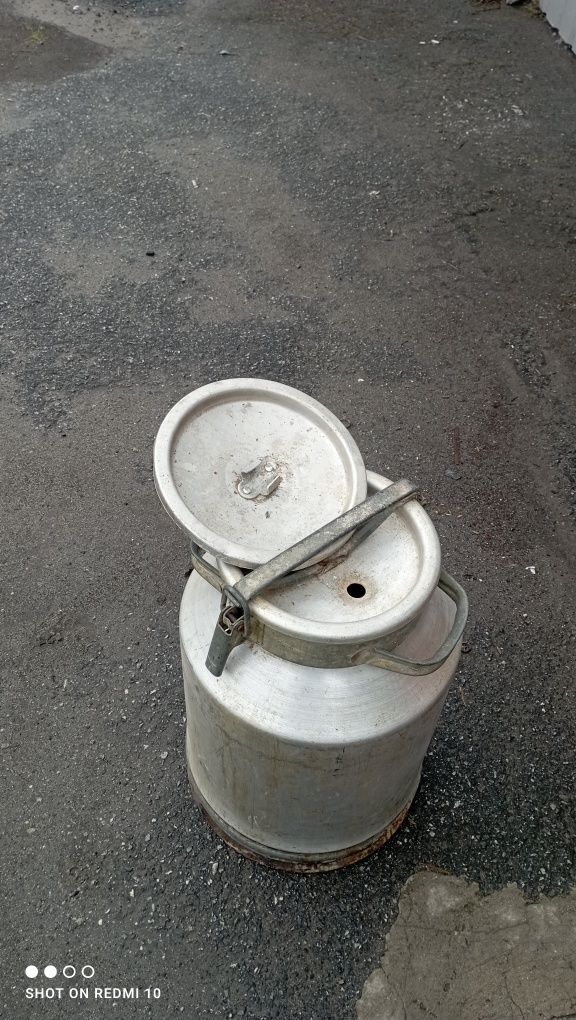 Продам бідон на 40 л