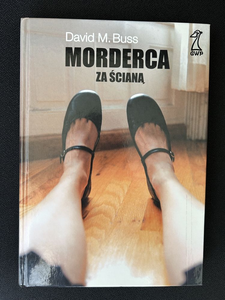 Morderca za ścianą. David M. Buss