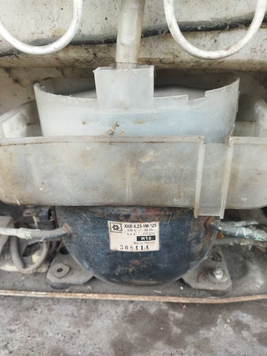 Холодильник НОРД и Candy под ремонт.