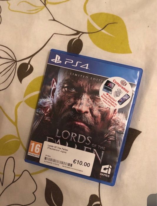 Ps4 nova em folha