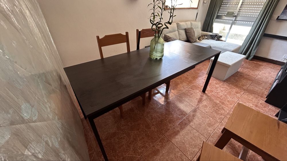 Mesa preta Ikea VIHALS