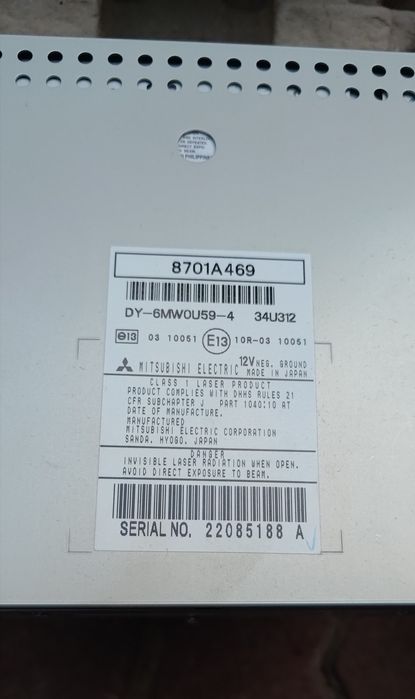 Panel plus radio ze zmieniarką Mitsubishi Outlander II RF