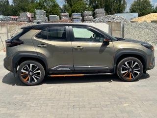 Toyota Yaris Cross Hybrid 4x4 faktura Vat