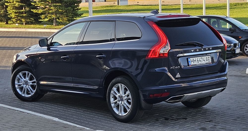 Вольво XC60 идельном состояние.