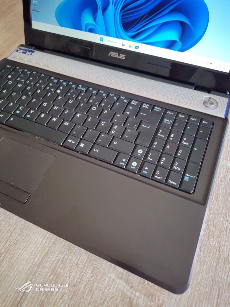 ASUS N52J Recondicionado