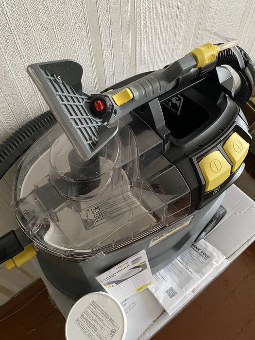 Karcher Puzzi 8/1 на гарантии