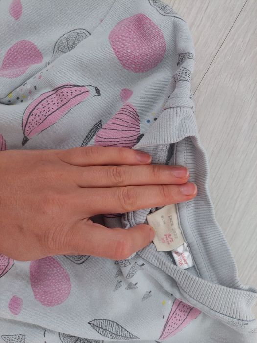 Paka ubrań dla dziewczynki Zara, Reflex i inne książki Kicia kocia