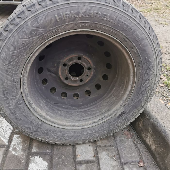 Резина, шини, скати зима 205/65 R16C Nokian Hakkapelitta 19р