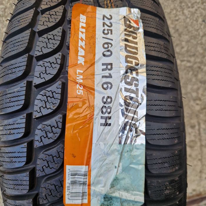 Зимові шини, резина 225 60 R16 Bridgestone (Бріджестон) 10шт. НОВІ