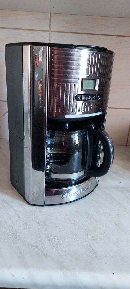 Ekspres przelewowy Russell Hobbs