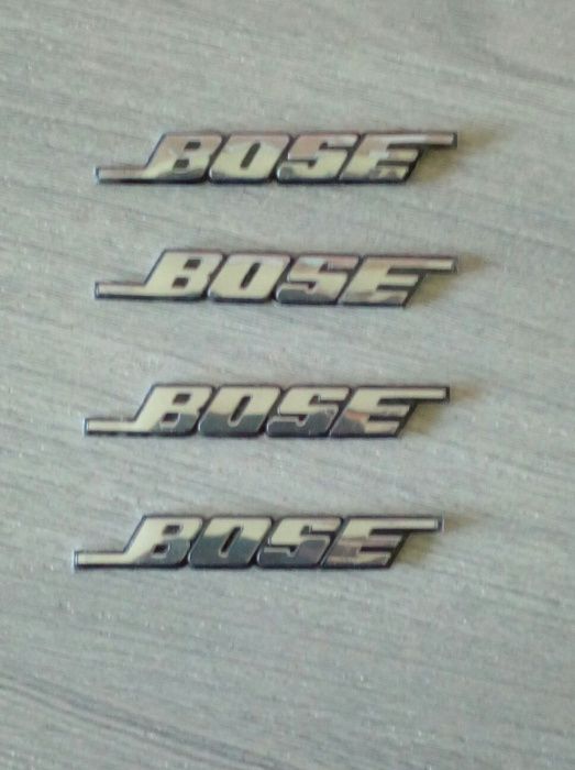 Emblema Harman / kardon ou Bose