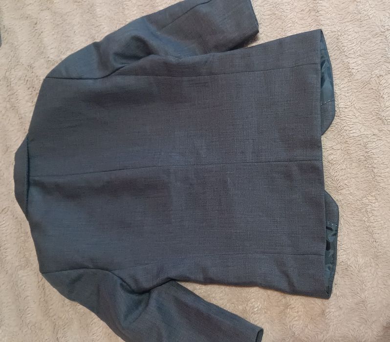 Garnitur dla chłopca w wieku 4 lat.