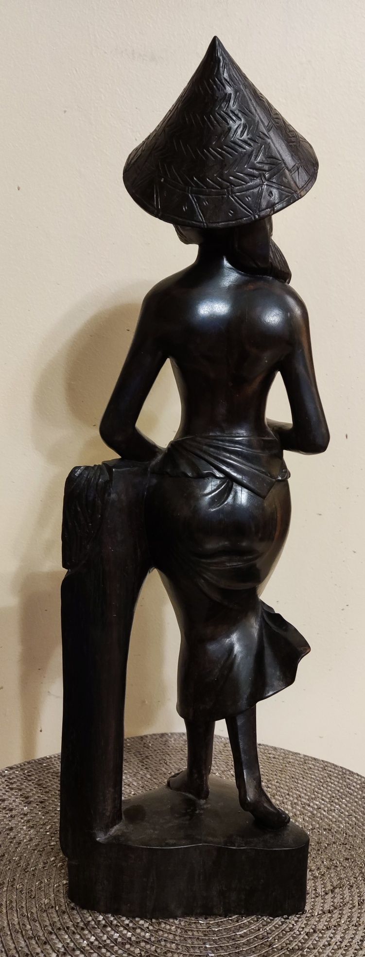 Rzeźba figurka rękodzieło naga kobieta