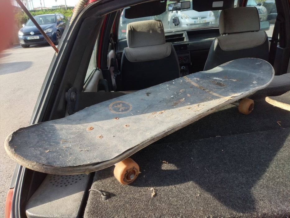 Vendo dois Skates usados para restauro por 5€ para despachar urgente!!
