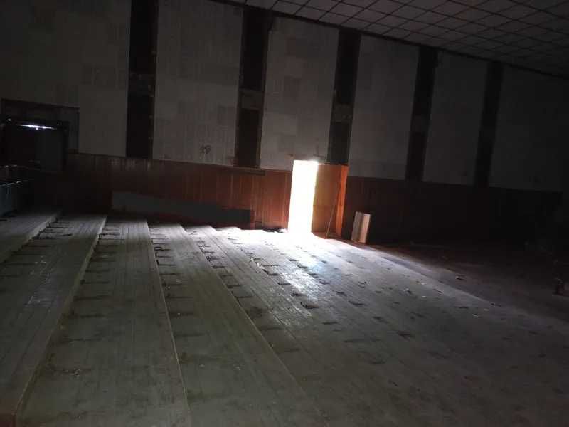 Частина будівлі кінотеатру, 691,5 кв. м, площа Миру, 5