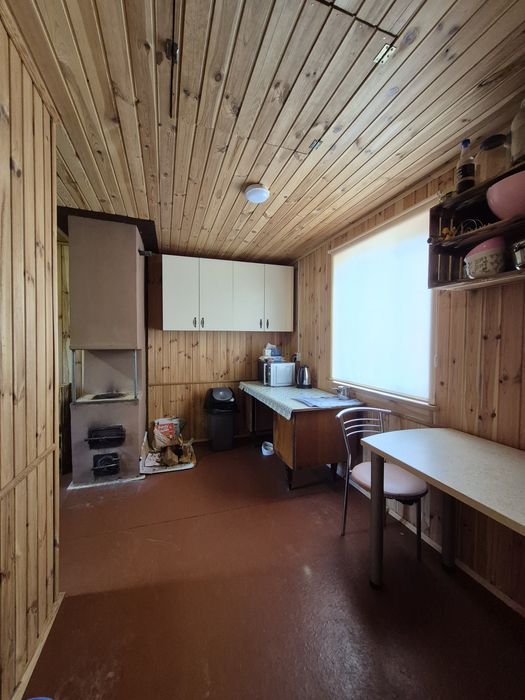 Дача для сімейного та активного відпочинку біля води