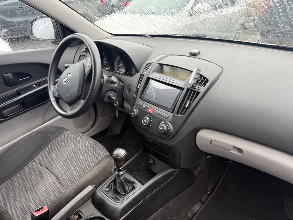 Kia Ceed 1.6 crdi w calosci